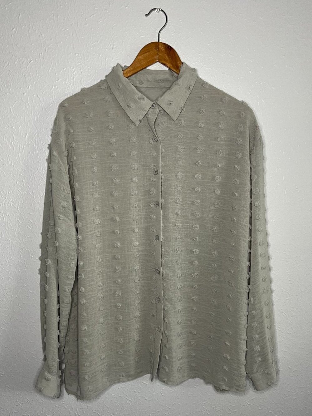 Womens Gray Textured Swiss Dot Button Up Long Sleeve Shirt Blouse Top Size XL